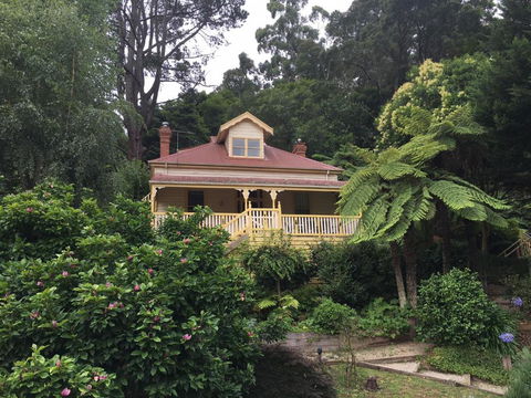 Charnwood Cottages In Warburton - Accommodation Rockhampton 1