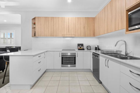 CocoBrew Boutique Apartments - Accommodation Rockhampton 3
