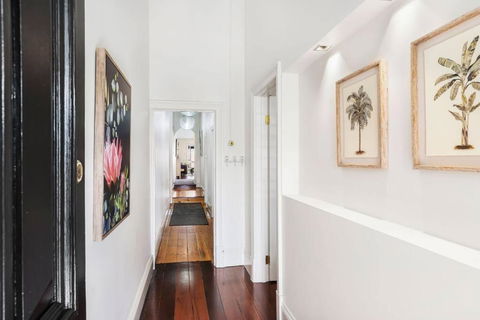 Cute As A Button - Picket Fence 3 Bed Stylish Home - Accommodation Rockhampton 3