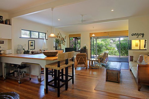 28 Childe Street, Byron Bay - Banaba - Accommodation Rockhampton 1