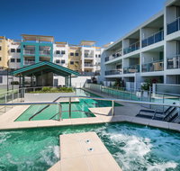 2BR Coolum Beach Escape  Courtyard Pool Spa Tennis - Accommodation Rockhampton