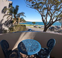 3 'COLUMBIA' 12 COLUMBIA CLOSE - LARGE UNIT WITH FANTASTIC WATER VIEWS - Accommodation Rockhampton
