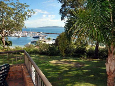 3 'Sailfish' 46 Magnus Street - Accommodation Rockhampton 0