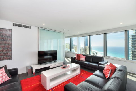 3 Bedroom Ocean View Private Apartment In Surfers Paradise - Accommodation Rockhampton 0