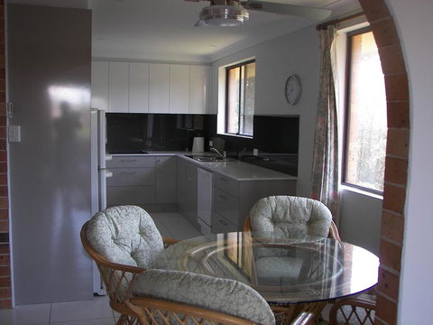 3/17 Park Street - Accommodation Rockhampton 0