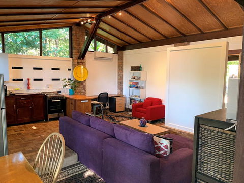 305 Montville - The Artist's Cottage - Accommodation Rockhampton 1