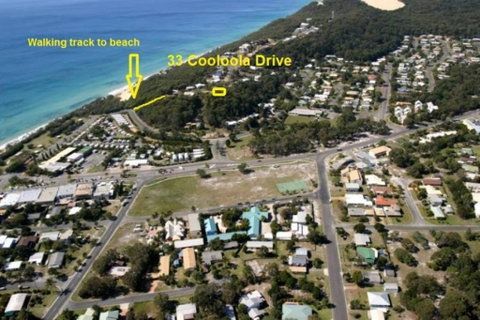 33 Cooloola Drive - Rainbow Beach, Walk To The Beach, Pet Friendly - Accommodation Rockhampton 2