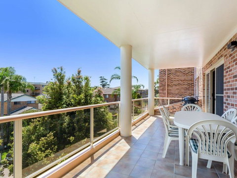 4 'Cottage Court', 6-10 Weatherly Cl - Shoal Bay & Little Beach At Your Fingertips - Accommodation Rockhampton 0