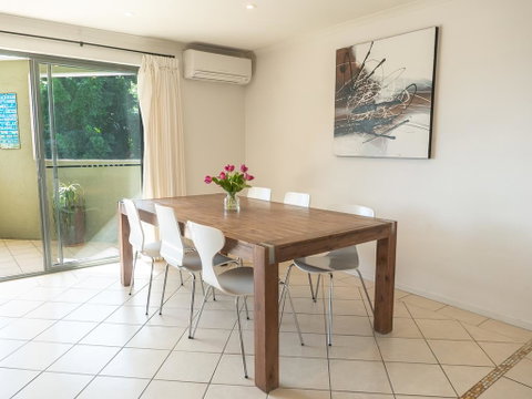 4/4 On First - Accommodation Rockhampton 3