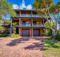 41 Carlo Circle - Rainbow Beach Huge Beach House With Room for Everyone - Accommodation Rockhampton