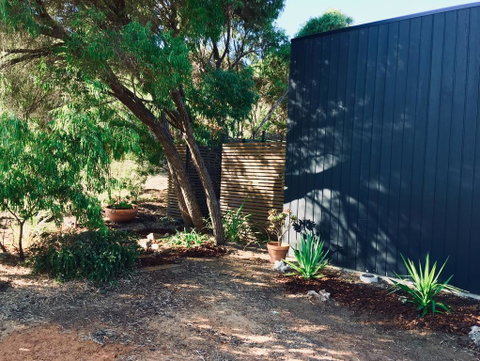 41 Grunters Accommodation - Accommodation Rockhampton 2