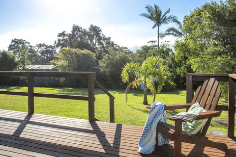 45 Boag St - Comfy And Close - Accommodation Rockhampton 1