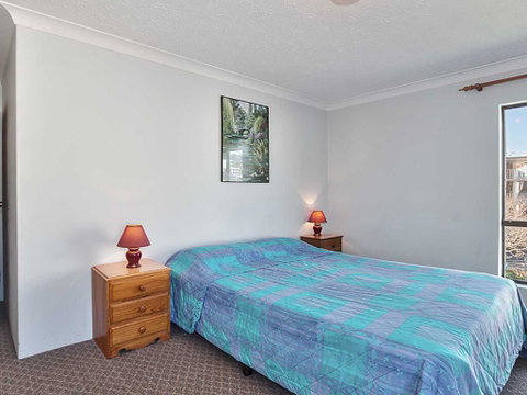 5 'Tradewinds' 110 Victoria Parade - Location Is Fantastic & Water Views - Accommodation Rockhampton 2