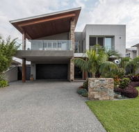 5 Liamina Avenue Apartment - Accommodation Rockhampton