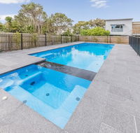 52 ON BAYVIEW - PET FRIENDLY OUTSIDE ONLY - Accommodation Rockhampton