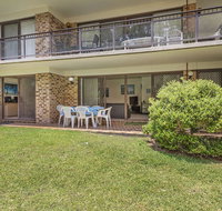 56 'Bay Parklands' 2 Gowrie Ave - ground floor air conditioned  Foxtel - Accommodation Rockhampton