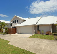 60 Beachway Parade Marcoola 500 BOND Linen supplied - Accommodation Rockhampton