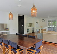 77 Butler Street Byron Bay - Lantana Beach House - Accommodation Rockhampton