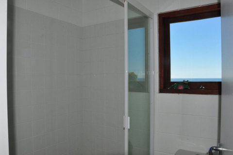 77 Cooloola Drive-Rainbow Beach - Accommodation Rockhampton 2