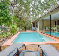 8 Ibis Court - Rainbow Shores Swimming Pool Walk to Beach Executive Beach House - Accommodation Rockhampton