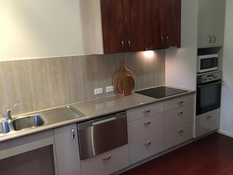 89 On Guy - Accommodation Rockhampton 1