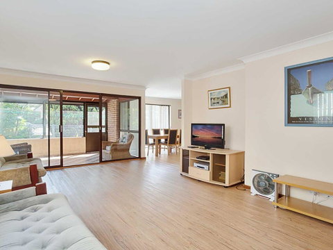 8c Norburn Avenue - Great Family Budget Holiday - Accommodation Rockhampton 0