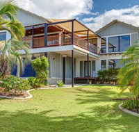 90 Cooloola Drive - Rainbow Beach Luxury Beach House Ocean Views - Accommodation Rockhampton