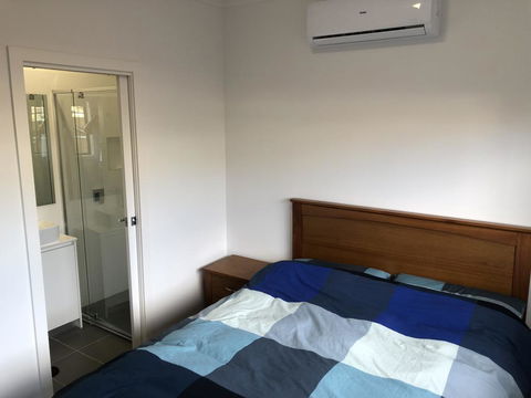A Brand New Private Townhouse - Accommodation Rockhampton 2