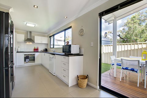 A Little Luxury In Town - Accommodation Rockhampton 1