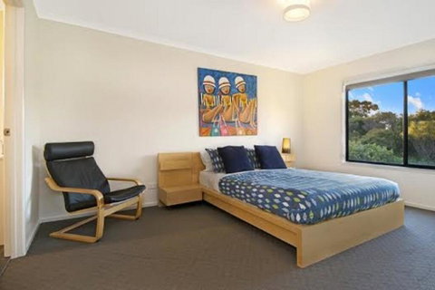 A One One Two At Island Beach - Accommodation Rockhampton 2