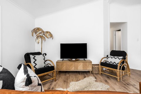 A PERFECT STAY - 3 Salty Sisters - Accommodation Rockhampton 3