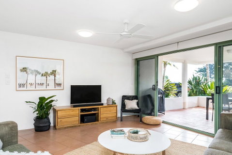 A PERFECT STAY - Apartment 2 Surfside - Accommodation Rockhampton 3