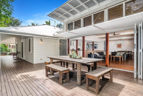 A PERFECT STAY - Cavvanbah Seaside Cottage - Accommodation Rockhampton 1