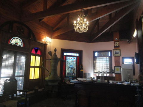 A Railway Lodge - Accommodation Rockhampton 1