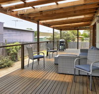 A Reel Teal - Accommodation Rockhampton