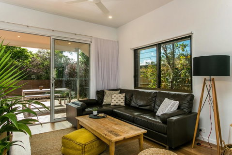A SWEET ESCAPE - Alcorn House - Accommodation Rockhampton 3