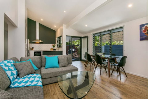 A SWEET ESCAPE - At The Beach - Accommodation Rockhampton 2