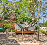 A SWEET ESCAPE - Byron Surf Cottage - walk to Byron - Accommodation Rockhampton