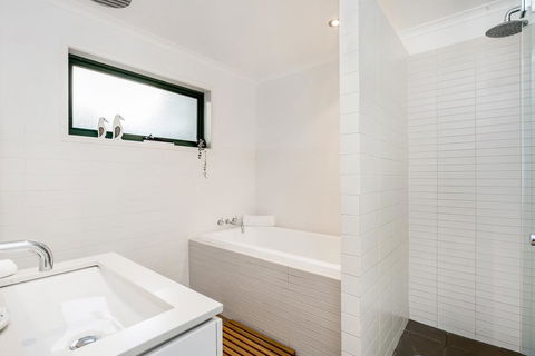 A Top Spot - Accommodation Rockhampton 2