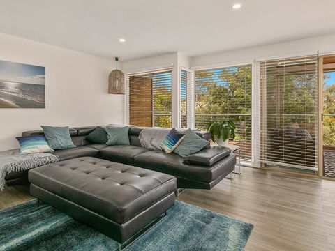 A Wave From It All - Accommodation Rockhampton 3