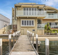 A Window on the Bay - Accommodation Rockhampton