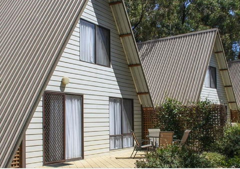 A-Line Holiday Park - Accommodation Rockhampton 0