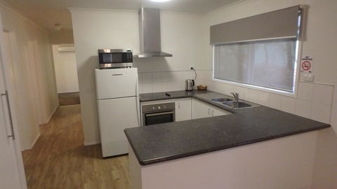 A-Line Holiday Park - Accommodation Rockhampton 1