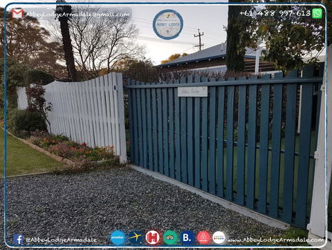 Abbey Lodge - Accommodation Rockhampton 2