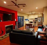 About Time Retreats- Studio Seven - Accommodation Rockhampton