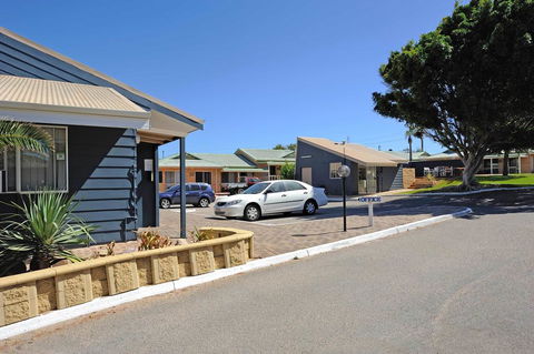 Abrolhos Reef Lodge - Accommodation Rockhampton 1
