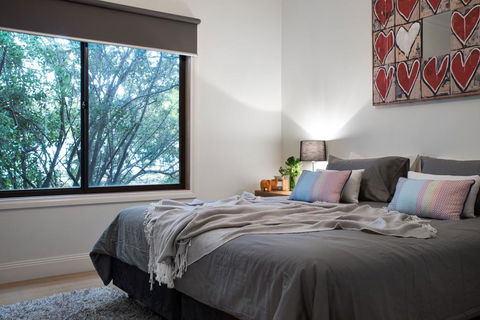 Absolute - Accommodation Rockhampton 3