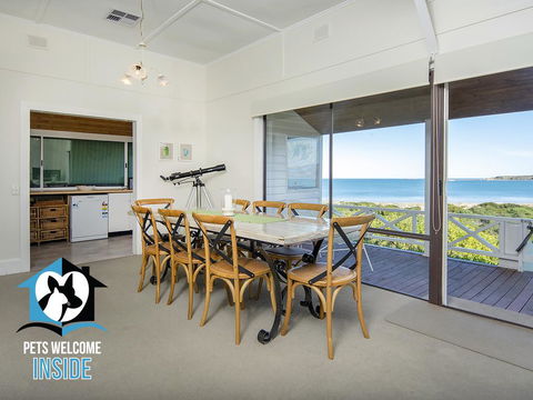 Absolute Beachfront 3BR 2BA Home W/ Beach Track - Accommodation Rockhampton 2