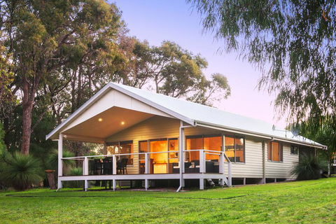 Acacia Chalets Margaret River - Accommodation Rockhampton 0