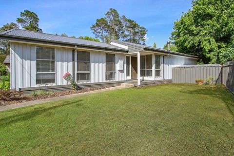 Acaronar - Accommodation Rockhampton 2
